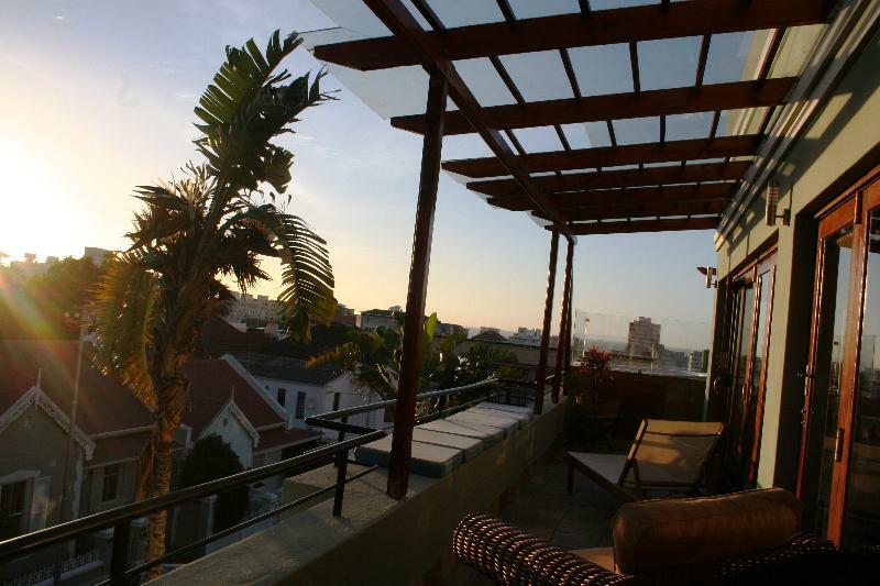 Sweet Ocean View Guesthouse Cape Town Exterior photo
